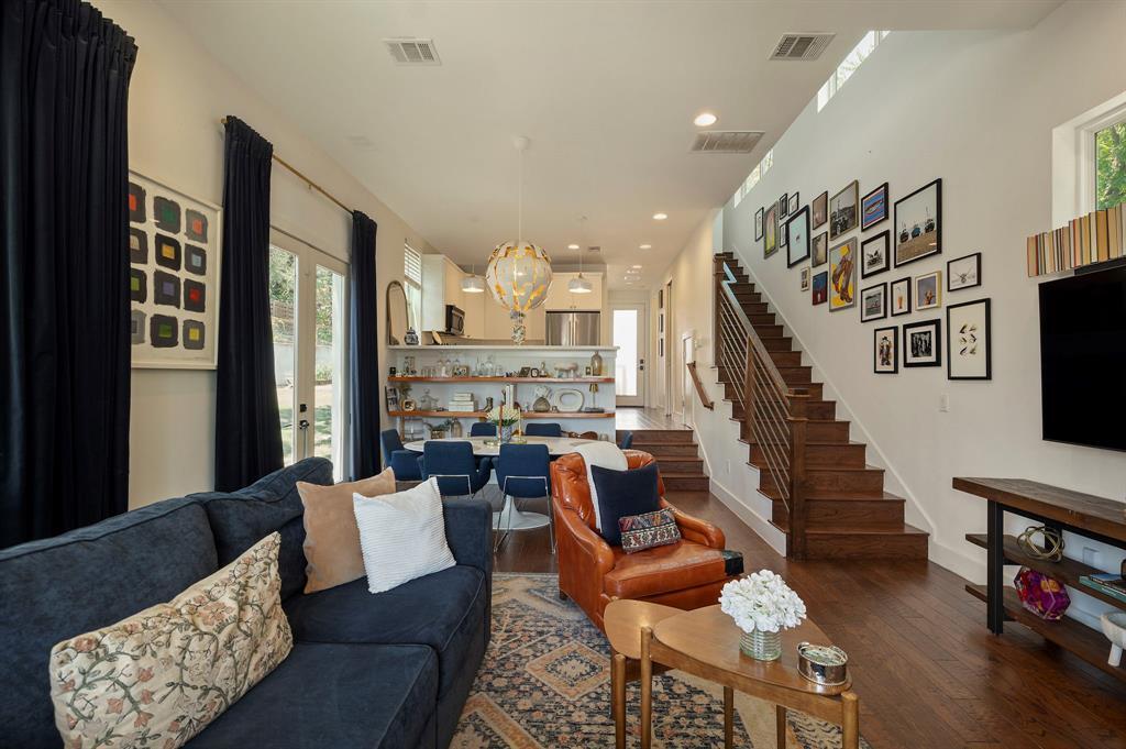 2812 Oak Springs Dr in Austin, TX - Building Photo