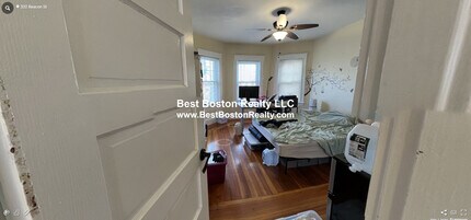 332 Beacon St, Unit 2 in Somerville, MA - Building Photo - Building Photo