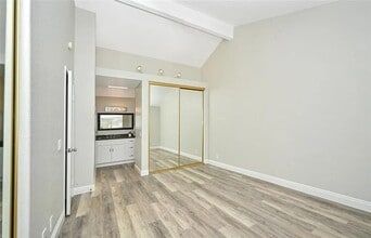 6 Sandpiper Ln in Aliso Viejo, CA - Building Photo - Building Photo