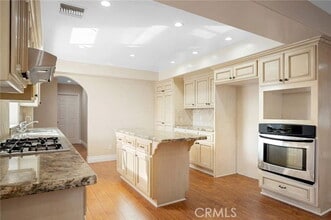 6541 Elmo St in Los Angeles, CA - Building Photo - Building Photo