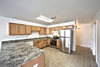 360 W Market St in Hallam, PA - Building Photo - Building Photo