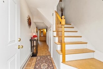 13 Circuit Ln in Watertown, MA - Building Photo - Building Photo