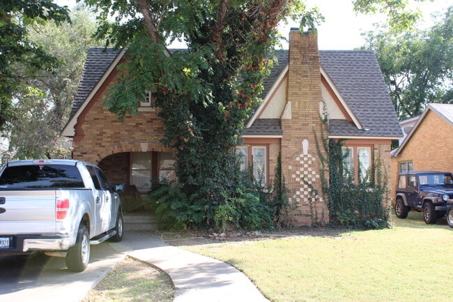 property at 2615 22nd St