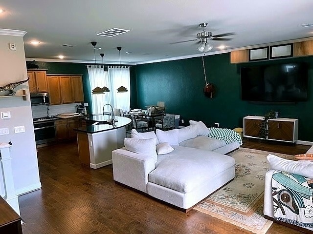 property at 2009 Kirby Landing Dr