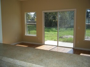 6334 Kimberly Ln in Jacksonville, FL - Building Photo - Interior Photo