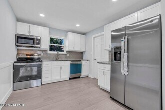 131 Briar Mills Dr in Brick, NJ - Building Photo - Building Photo