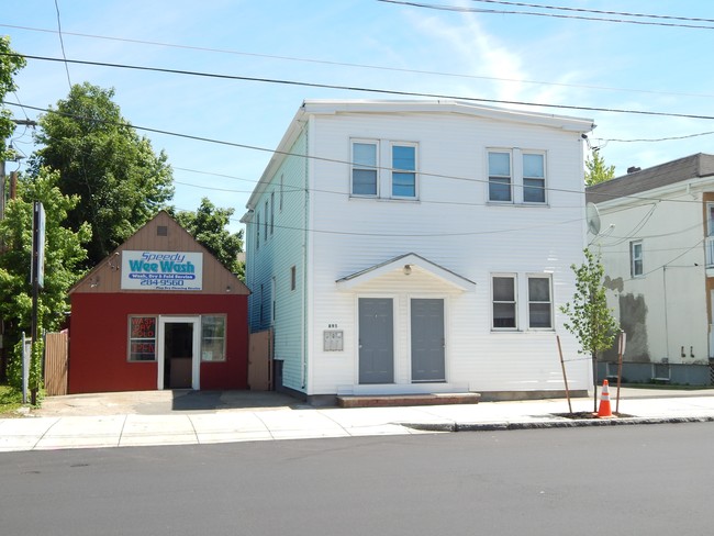 895 Broadway in Revere, MA - Building Photo - Building Photo