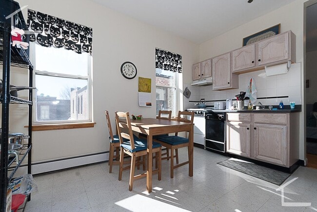 property at 206 Chestnut Hill Ave