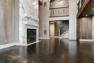 42 E Elm St in Chicago, IL - Building Photo - Building Photo