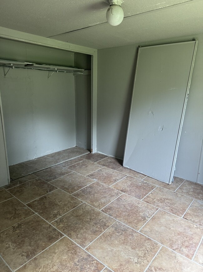 105 Shannon St in Plantersville, MS - Building Photo - Building Photo