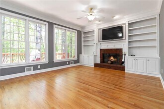 2755 Runnelwood Ln in Snellville, GA - Building Photo - Building Photo