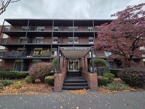 45 Oval Rd in Quincy, MA - Building Photo - Building Photo