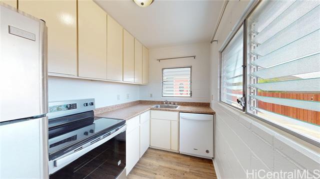 3331 Hayden St in Honolulu, HI - Building Photo