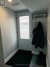 32 Warnsworth St in Toronto, ON - Building Photo - Building Photo