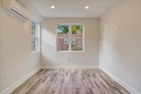 95 E Duval St photo'