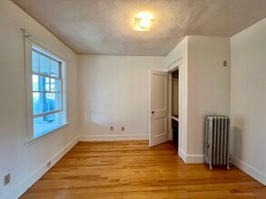 40-42-42 Dartmouth St in Arlington, MA - Building Photo - Building Photo