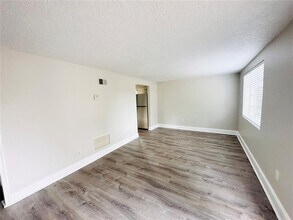 1016 Atkins Pl in Orlando, FL - Building Photo - Building Photo