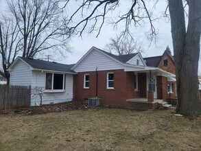 19174 Centralia in Redford, MI - Building Photo - Building Photo