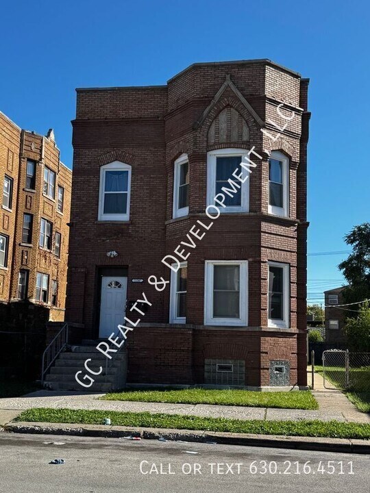 11347 S King Dr in Chicago, IL - Building Photo