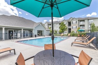 Aventura at Richmond in St. Peters, MO - Building Photo - Building Photo