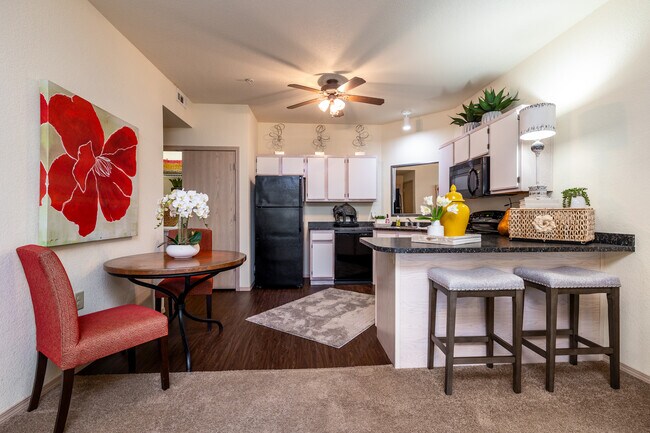 The Lakes at Hurricane Creek in Bryant, AR - Foto de edificio - Interior Photo