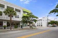 427 Central Ave in Sarasota, FL - Foto de edificio - Building Photo