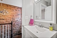 108 N Madeira St photo'