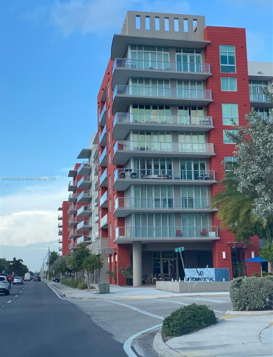 7751 NW 107th Ave, Unit 303 in Doral, FL - Building Photo