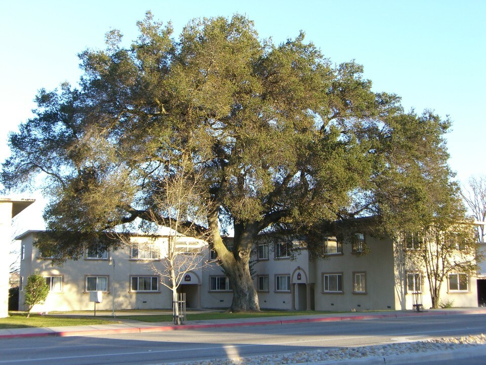 Vista Robles in Paso Robles, CA - Building Photo