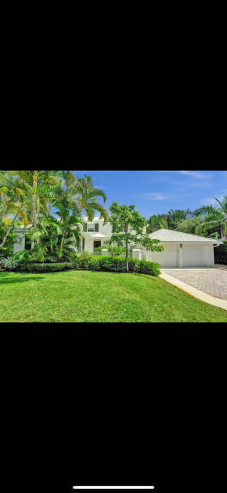 200 Belmonte Rd in West Palm Beach, FL - Building Photo
