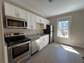 104 Green Hill Pkwy in Worcester, MA - Building Photo