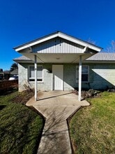 1604 S 5th Ave in Yakima, WA - Building Photo - Building Photo