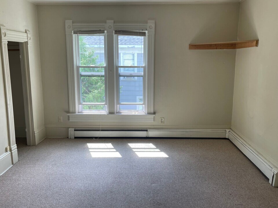 734 Wright St in Oshkosh, WI - Building Photo