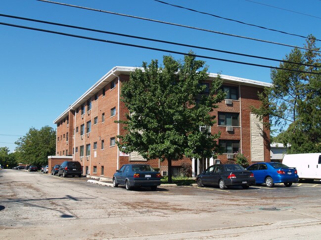 Denley Court in Schiller Park, IL - Building Photo - Building Photo