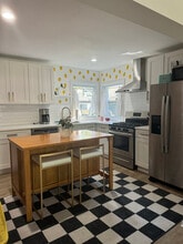 644 W Hinsdale Ave in Hinsdale, IL - Building Photo - Building Photo