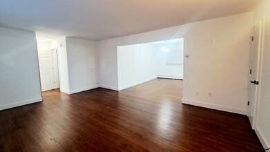 2467 Route 10 E, Unit 8A in Morris Plains, NJ - Building Photo - Building Photo