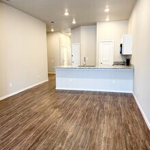 2108 N Jayton Ave in Lubbock, TX - Building Photo - Building Photo