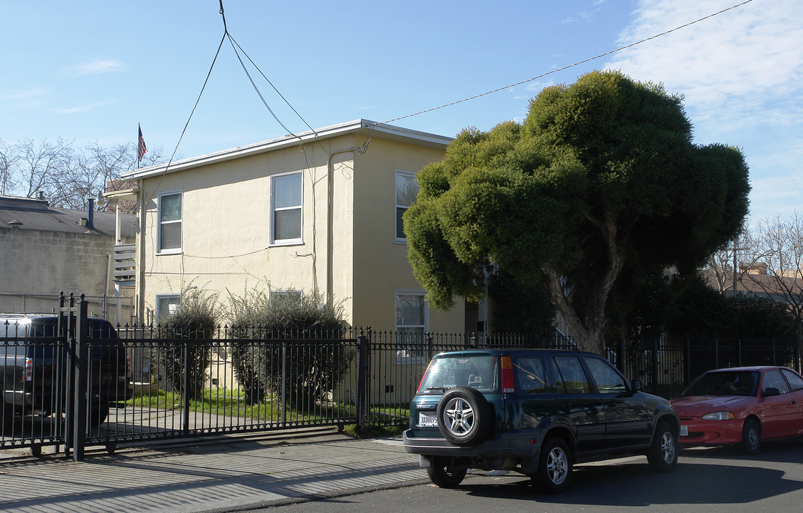 1186-88 90 92 Carrison St in Berkeley, CA - Foto de edificio