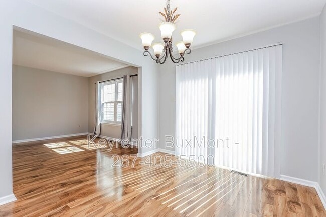 property at 15 York St