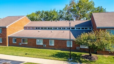 Maplewood Heights in Columbus, OH - Building Photo - Building Photo