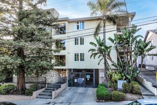 85 Vernon St in Oakland, CA - Building Photo
