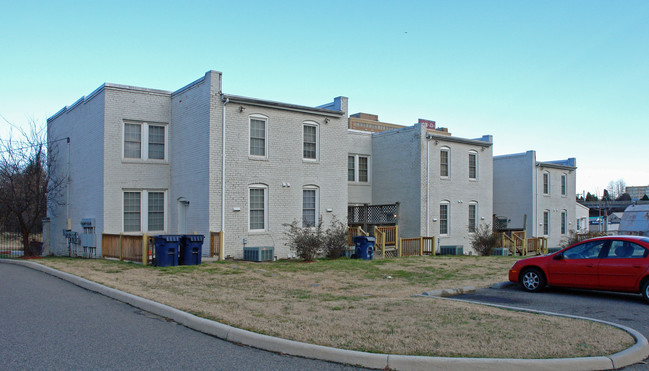 302-313 E Wythe St in Petersburg, VA - Building Photo - Building Photo