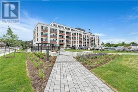 property at 120-120 Huron St