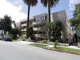 4425 Ventura Canyon Ave Apartments