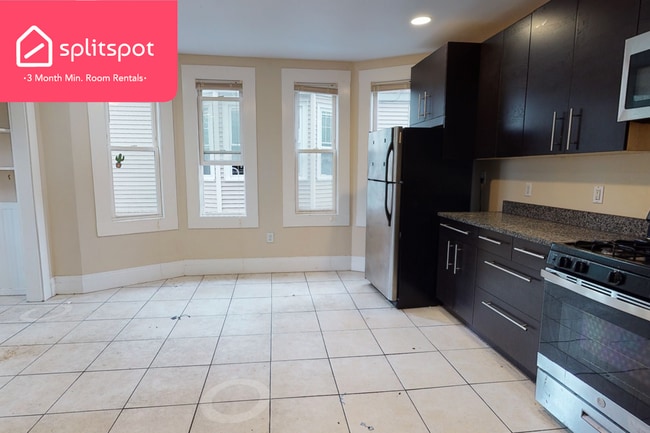 3149 Washington St photo'