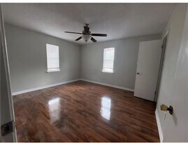 9400 Hayne Blvd, Unit C in New Orleans, LA - Building Photo