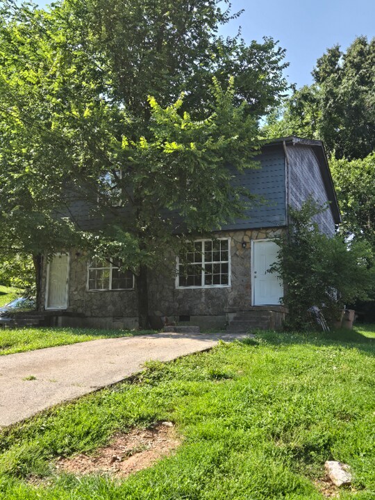 3421 Donna Kay Dr in Nashville, TN - Building Photo