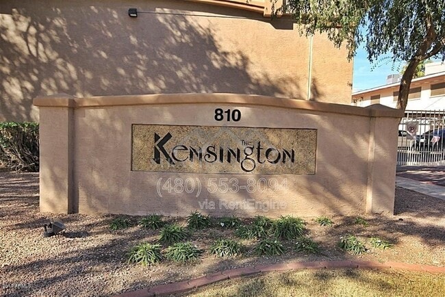 property at 810 E Colter St