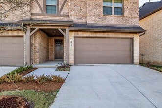 6915 Yellow Hammer Wy in Arlington, TX - Building Photo - Building Photo