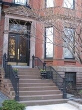 302 Commonwealth Ave in Boston, MA - Building Photo - Building Photo